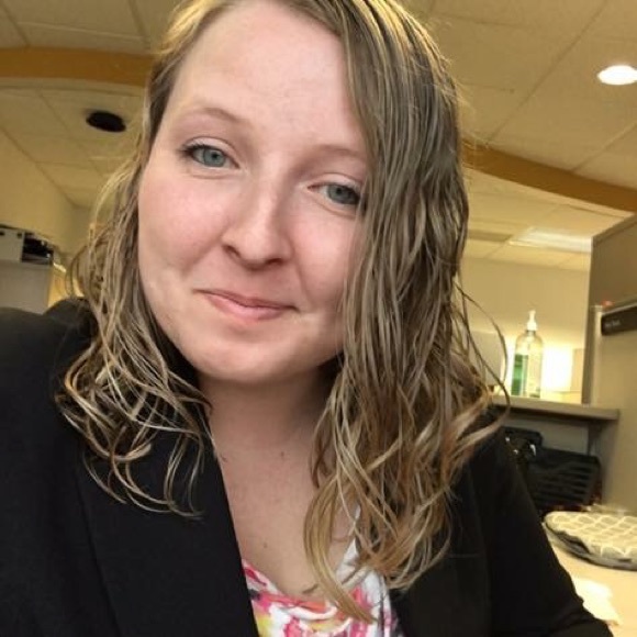 Meet your Posher, Dina - Picture 1 of 1